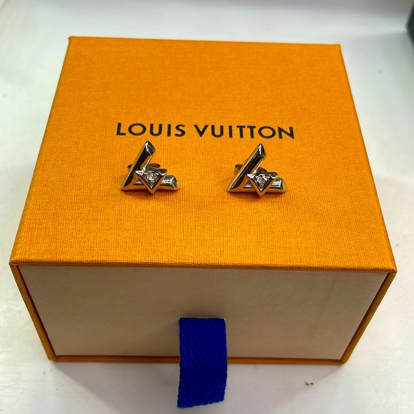 Louis Vuitton 925 Ag Silver Volt stud earrings authentic RARE - Picture 1 of 5